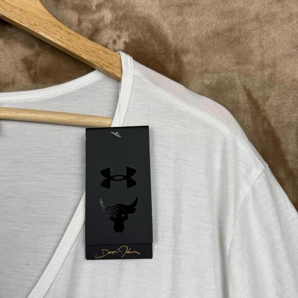 Under Armour Project Rock White V-Neck Twist Front Top Women’s 1X Loose Fit Gym - Picture 3 of 10